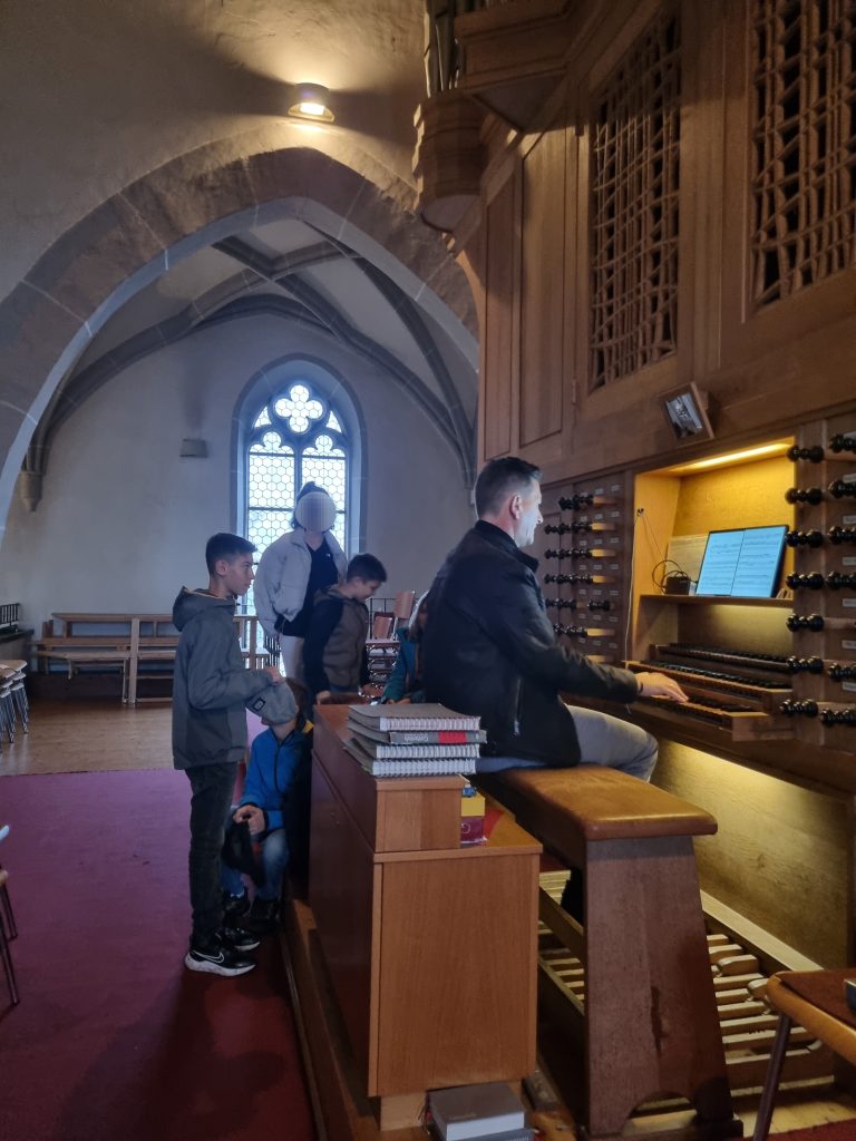 Orgelworkshop mit Schulobmann Ewald Huber